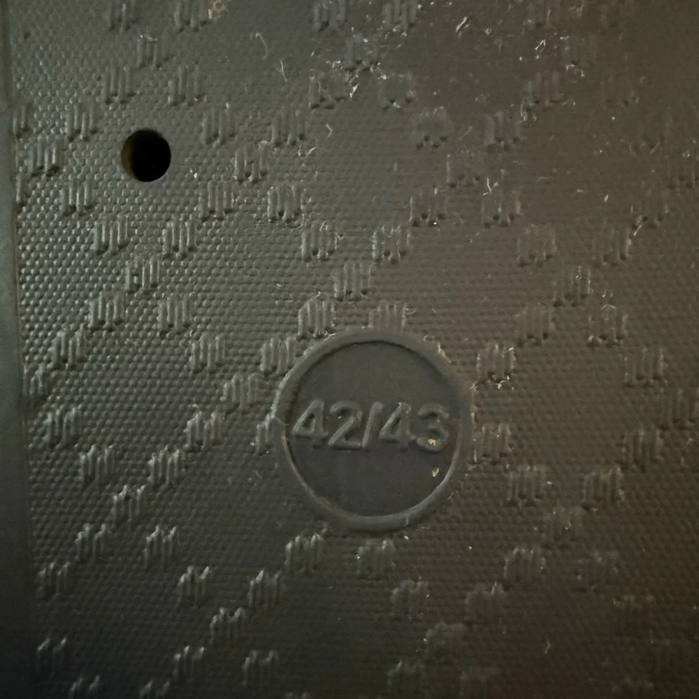 HAPPY SOCKS Men's Big Colorful Dots Comfortable Slides Size 8.5-9.5 EUC - Picture 5 of 6